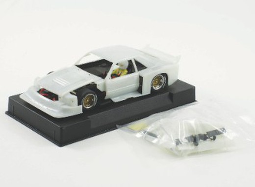 Coche Ford Mustang Gr.5 en kit blanco