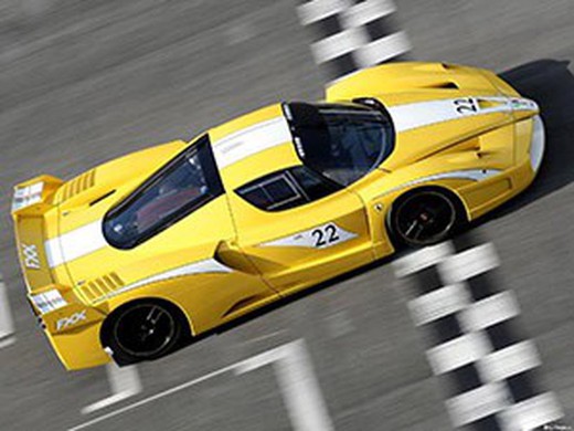 Ferrari FXX Amarillo