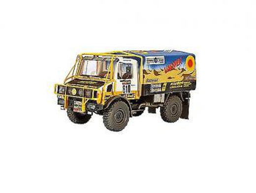 Maqueta camión Unimog U1300L 1:24