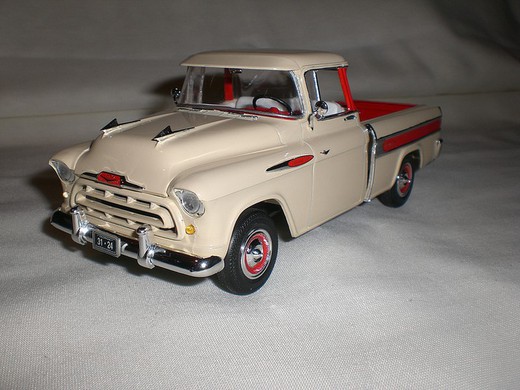 Maqueta Chevy Cameo Pick Up 1/25