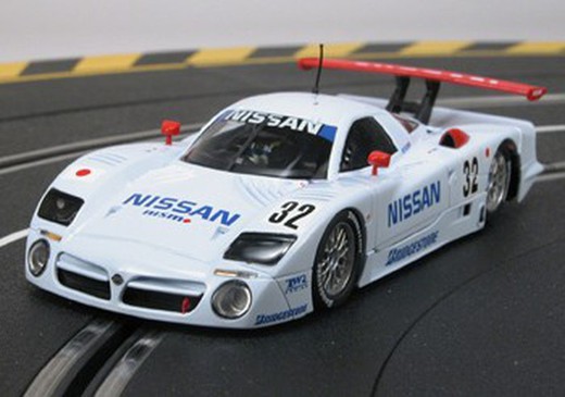 Nissan  R390 Gt1 31 cola larga, Pre-qua