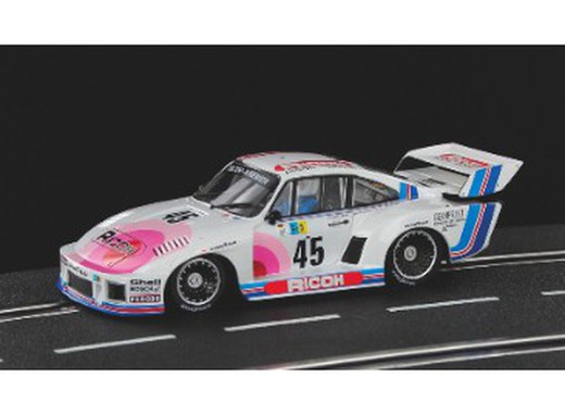 Porsche 935 K2 Team Ricoh Kremer