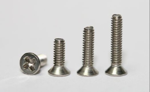 Tornillo M2x10 mm cónico Phillips