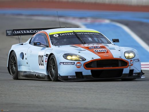 Aston Martin DBR9