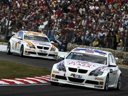 BMW 320si WTC A.Priaulx no1