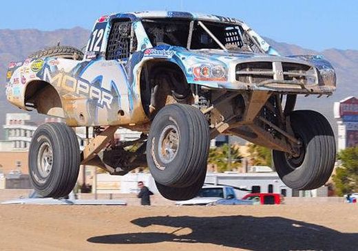 Carroceria Dodge en kit s/pintar 1:32