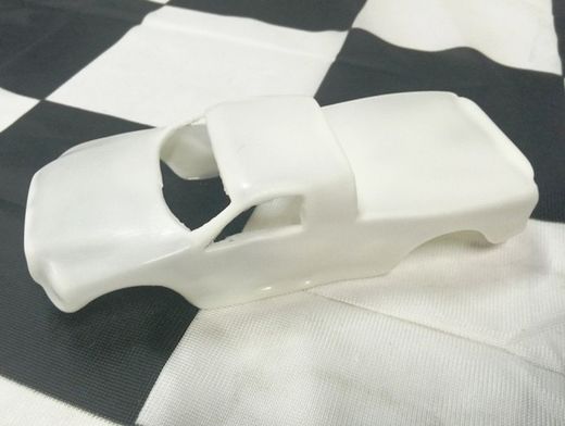 Carroceria Dodge en kit s/pintar 1:32