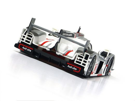 Coche Audi R18 e-tron quattro 24h Le Mans 12