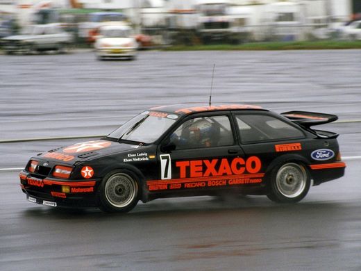Coche Ford Sierra Texaco