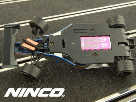 Coche Formula 1 Minardi Gene