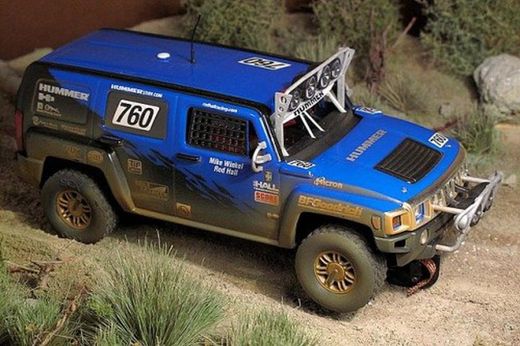 Coche Hummer H3 efecto barro