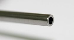 Eje acero hueco 2,38 x 57,5 mm. (3/32")