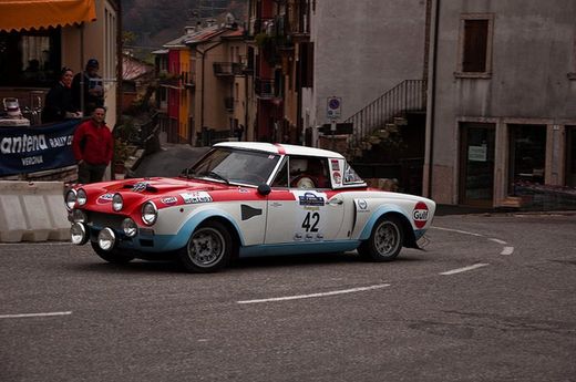 Fiat 124 Spyder -Gulf-