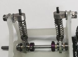 Kit amortiguador cuerpo + pinza 1 ud.
