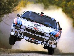 Lancia 037 -Martini-