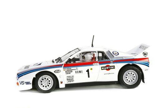 Lancia 037 -Martini-