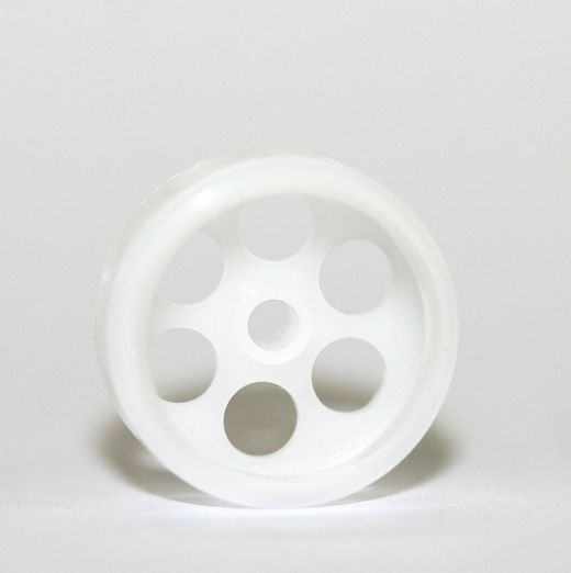 Llanta Universal 15,8 x 8 mm. Nylon