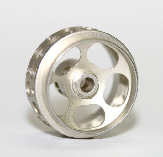 Llanta Urano 16.7 x 8.5 Champagne