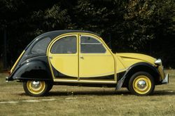 Maqueta Citroen 2CV 1/24