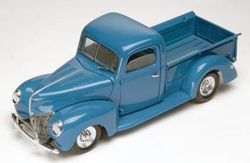 Maqueta Ford Custom Pickup Truck 1:24