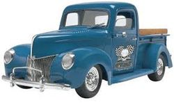 Maqueta Ford Custom Pickup Truck 1:24