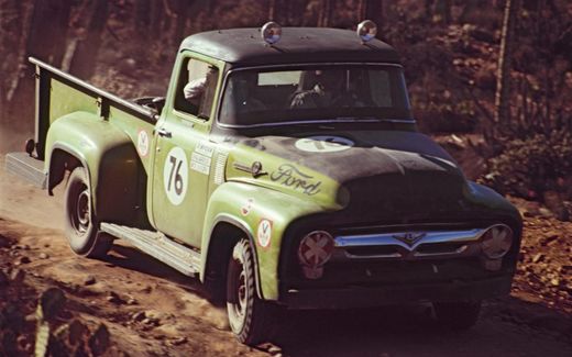 Maqueta Ford F-100 Pick Up 1955 1/24