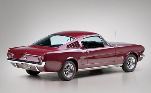 Maqueta Ford Mustang Fastback 1/24