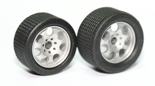 Neumático microtaco 19 x 9 mm.
