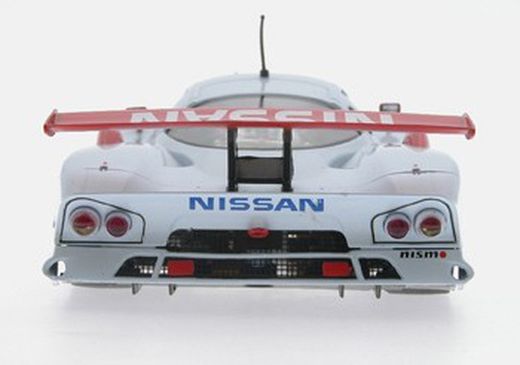 Nissan  R390 Gt1 31 cola larga, Pre-qua