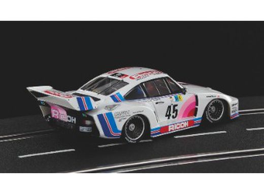 Porsche 935 K2 Team Ricoh Kremer