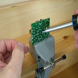 Tornillo de banco extraible portatil