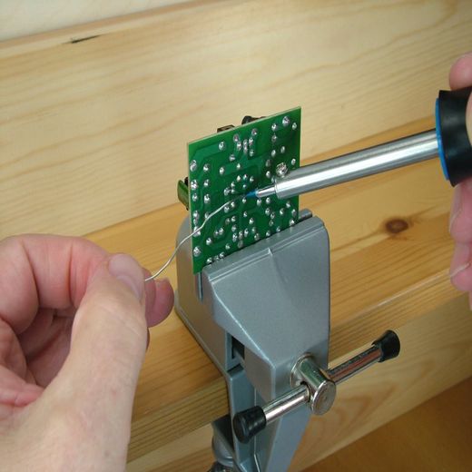 Tornillo de banco extraible portatil