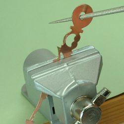 Tornillo de banco extraible portatil miniatura