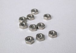 Tuercas M2 acero inox